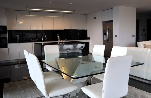 Sao Martinho Condo | Discover Seaside Xxi-10: Perfect Location & Spa Amenities