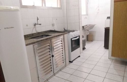 Vila Julia Apartment | Cozy Season Apartment: Walk to the Beach & Enjoy Ocean Views