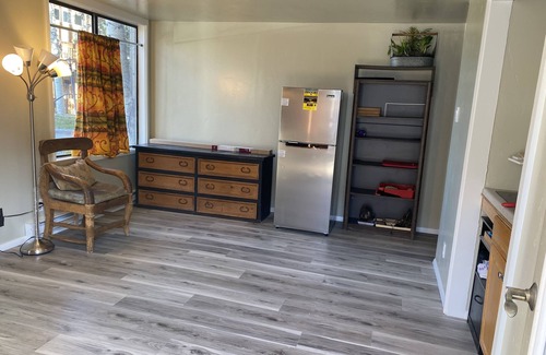 Telluride Apartment | Sunny Side Telluride Studio: Guest Rated 10/10 Retreat