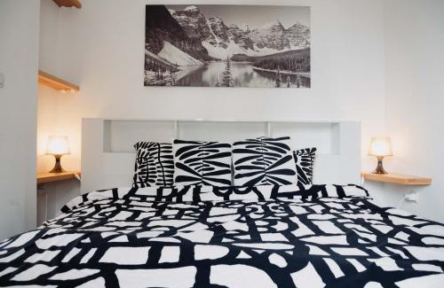 Kvartal Noviya Grad Apartment | Four Seasons Apartment: 4-Star Family-Friendly Retreat