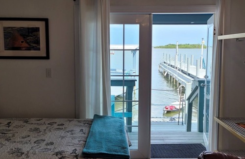 Oak Hill Cabin | SEATROUT - Waterfront Full Efficiency Cabin with Spa & Hot Tub