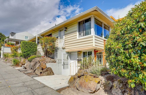 Old Ballard Apartment | Seattle Garden Apartment: Steps from Water & Family-Friendly