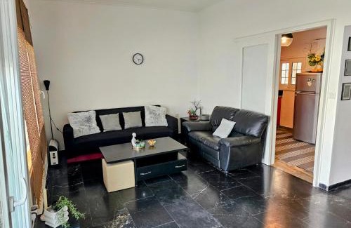 Korithion Apartment | Kid-Friendly Seaty Apartment with a 9.7 Guest Rating