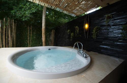 Ko Mak Resort | Relax at Seavana Koh Mak Beach Resort with Oceanfront Views