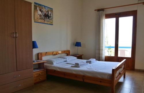 Kefalari Apartment | Ocean View Retreat - Self-Catering Apartment Helen No 5