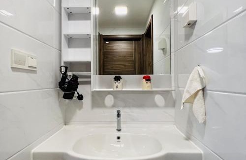 Gelang Patah Apartment | Seaview 2BR at Forest City Beach with Pool Access