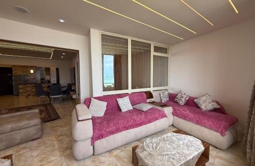 Al-Muntazah Apartment | Seaview 3-bedrooms chalet in maamoura beach resort , Alexandria