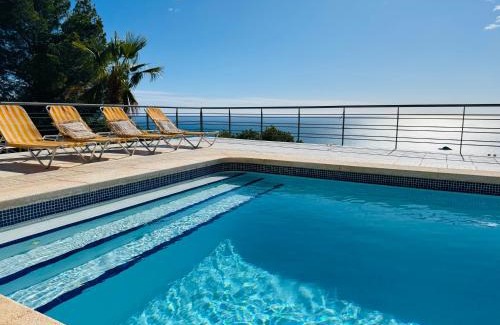 Altea la Vella Villa | Seaview Villa: 6BR Retreat with Private Pool & Family-Friendly