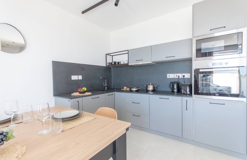 Ggantija House | Relaxing Seaview Wellness Penthouse in Beautiful Gozo
