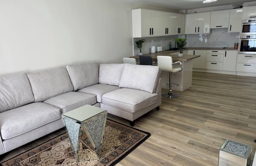 Cobh Apartment | Seaview Apartment in Cobh