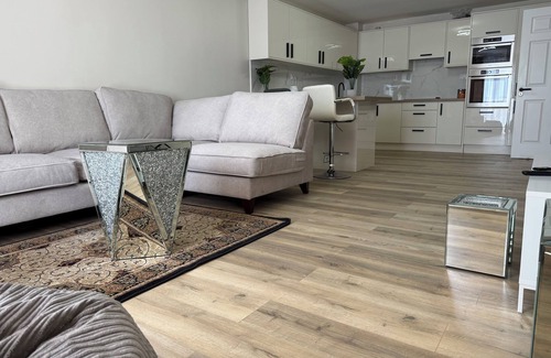 Cobh Apartment | Seaview Apartment in Cobh