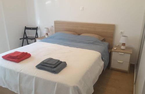 Loutraki Apartment | Seaview apartment in theheart of Loutraki