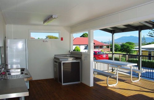 Bermagui Cottage | Unforgettable Seaview Beach House with Oceanfront Pool