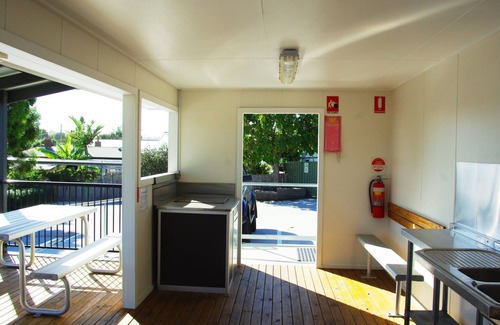 Bermagui Cottage | Unforgettable Seaview Beach House with Oceanfront Pool