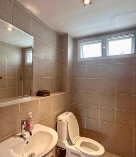 Kram Apartment | Beachfront Seaview Condominium with Pool & Family Amenities