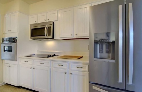 Jekyll Island House | Pet-Friendly Seaview Cottage: Steps to Beach & Ocean Views
