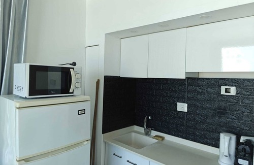 Netanya Apartment | Seaview Escape - 1-bedroom apartment with kitchenette on Netanya beachfront