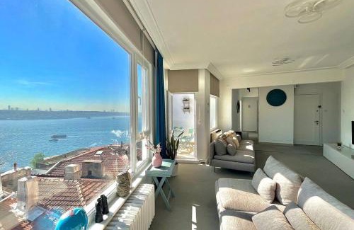 Kabatas Apartment | Elegant Seaview Grand - Explore the Bosphorus Experience