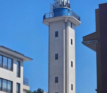Aheloy Apartment | Seaside Escape: Poolside Relaxation Near Burgas & Sunny Beach