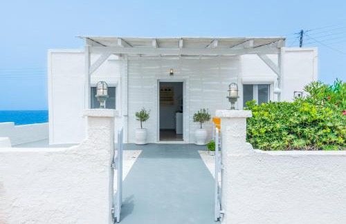 Mandrakia House | Oceanfront Escape at Seaview House Mandrakia - Rated 9.6