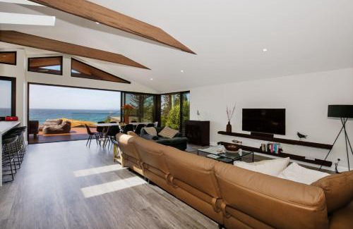 Culburra Beach House | Seaview: Pet-Friendly Retreat with Ocean Views, Steps to Beach