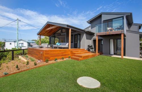 Culburra Beach House | Seaview: Pet-Friendly Retreat with Ocean Views, Steps to Beach