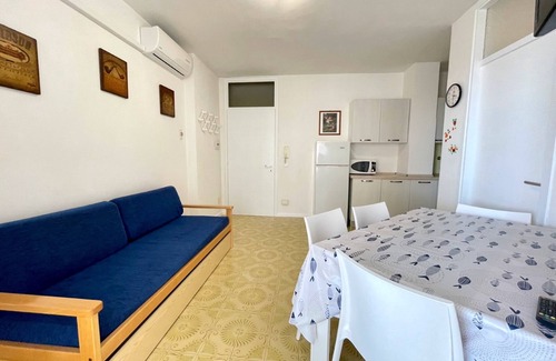 Porto Santa Margherita Apartment | Unforgettable Seaview Hotel with Family-Friendly Amenities