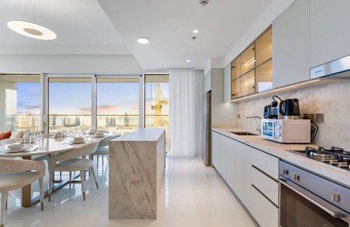 Dubai Marina Apartment | Seaview Living 2 Bedroom - Grand Bleu by Elie Saab