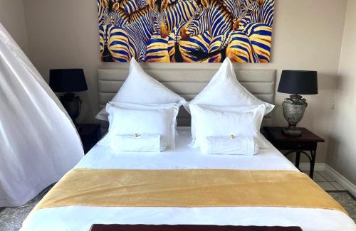 La Lucia Bed & Breakfast | Beautiful Seaview Manor: 4-Star B&B with Breakfast Included