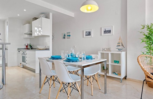 Bahia de Casares Apartment | Oceanfront Seaview Penthouse with Spa & Kitchen Amenities