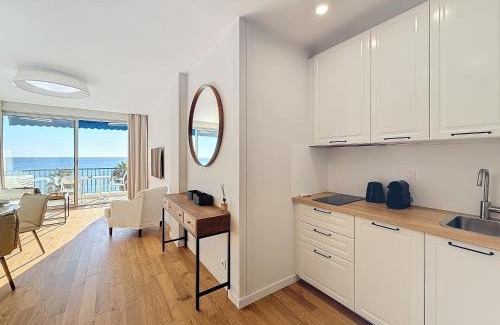 Fabron Apartment | Seaview Promenade des Anglais 2brs apartment Parking cars 1800 kg max