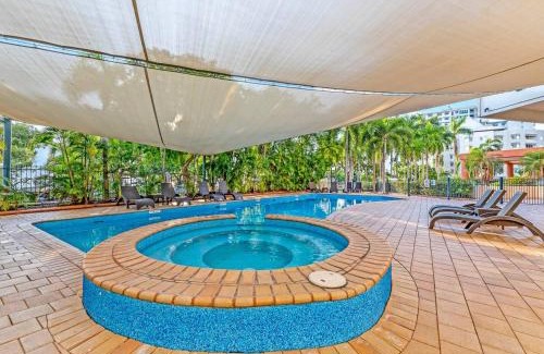 Darwin City Centre Apartment | Relaxing Seaview King Studio with Tropical Pool Access