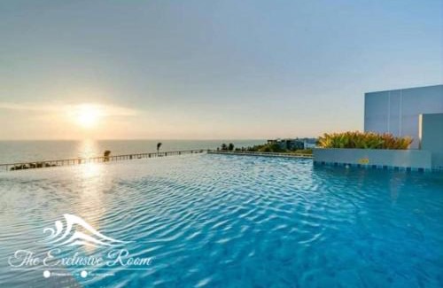 Saen Suk Apartment | Seaview Secret: Toproof Pool & Wifi at Bangsaen