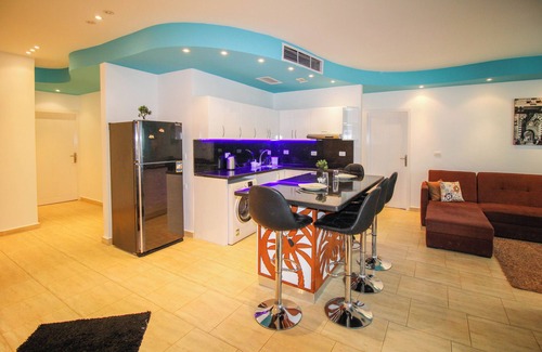 Al Ahyaa Apartment | Discover SeaView Turtles: Top-Rated Stay with Ocean Views