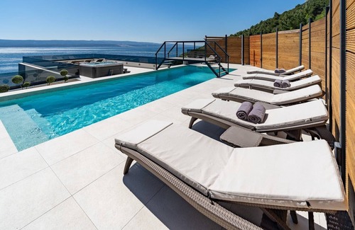 Pisak Villa | Unforgettable Seaview Villa Blue Lagoon with Private Pool