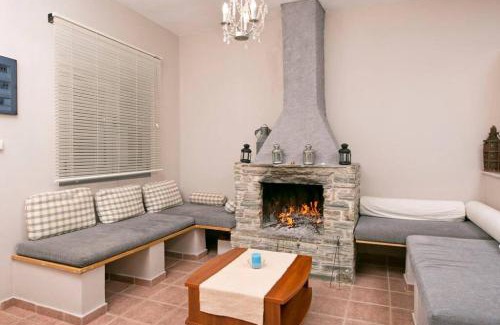 Nea Styra House | Beautiful Seaview Villa in Nimporio for Family Getaways