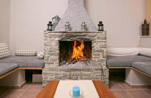 Nea Styra House | Beautiful Seaview Villa in Nimporio for Family Getaways