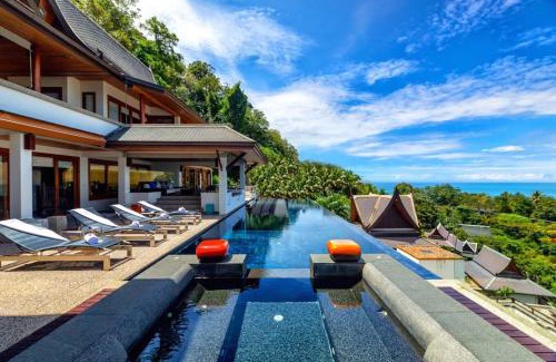 Cherngtalay Villa | Oceanfront Seaview Villa Yang Som at Surin Beach - 10/10 Stay