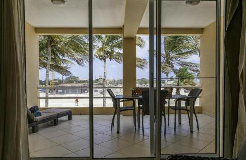 Kralendijk Hotel | Oceanfront Retreat at Seaview Wahoo with Private Beach