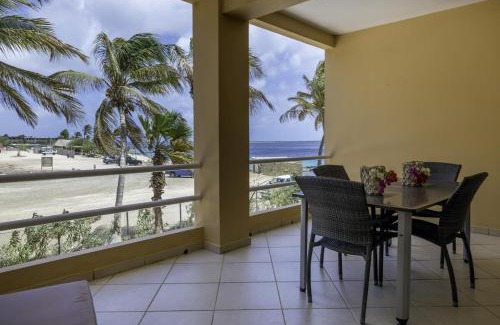 Kralendijk Hotel | Oceanfront Retreat at Seaview Wahoo with Private Beach