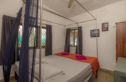 Patnem Villa | Pet-Friendly Seaview White Beach Villa in Talpona