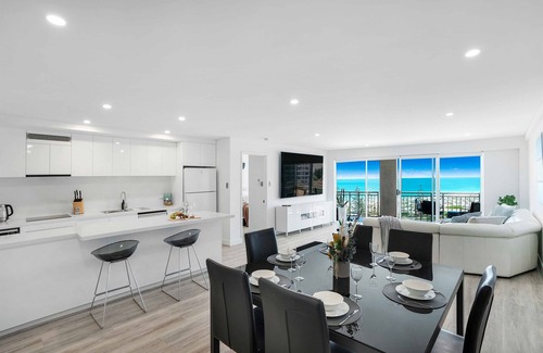 Scarborough Apartment | Experience Seaviews and Unmatched Amenities for Your Stay