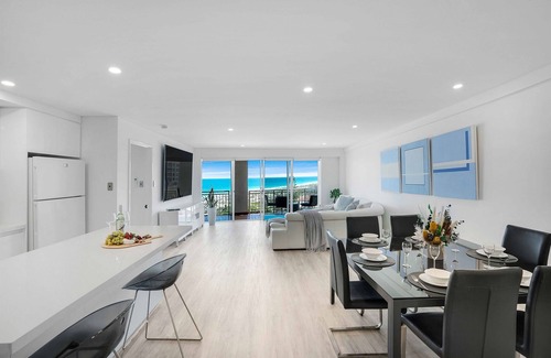 Scarborough Apartment | Experience Seaviews and Unmatched Amenities for Your Stay