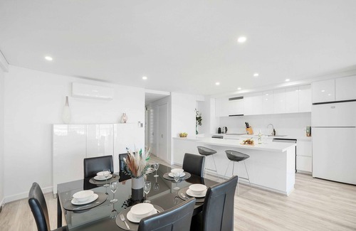 Scarborough Apartment | Experience Seaviews and Unmatched Amenities for Your Stay