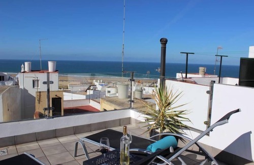 Conil de la Frontera City Center House | Stunning Oceanview Retreat with Private Terraces - Casa Luna