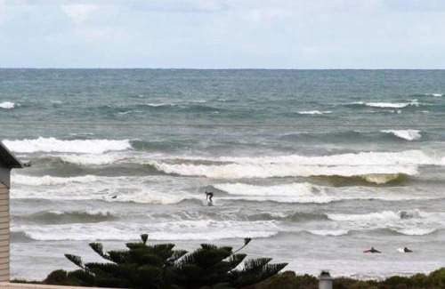 Middleton House | Stunning SeaWatch: Ocean Views & Pet-Friendly Retreat