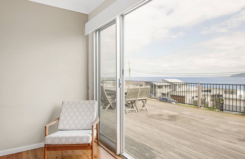Gerroa House | SeaWest - Breathtaking Ocean Views & Pet-Friendly Stays