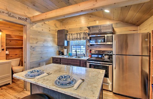 Sebago Apartment | Inviting Sebago Lake Haven: Scenic Water Views & Spa Access