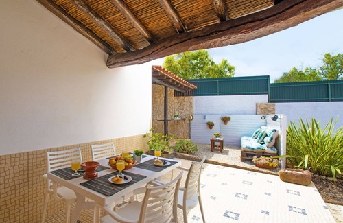Mem Moniz House | Relax at Sebastião by Interhome with Oceanfront Bliss