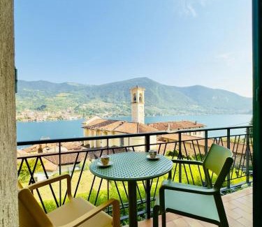 Peschiera Maraglio House | Inviting Sebino Holiday Home with Oceanfront Views